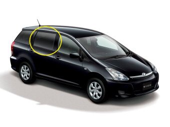 Стекло боковое TOYOTA WISH 2003-2009 (ANE10) RD/RH 
Бренд: BSG