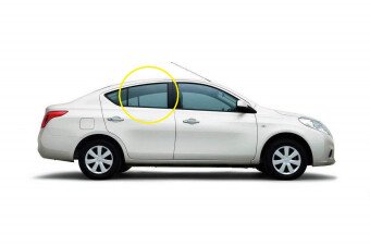 Стекло боковое NISSAN VERSA 2013- (#N17) 4d RD/RH 
Бренд: BSG