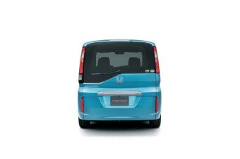 Стекло заднее с обогревом HONDA STEPWGN 2015-2022 (RP1) 
Бренд: BENSON Тонированное