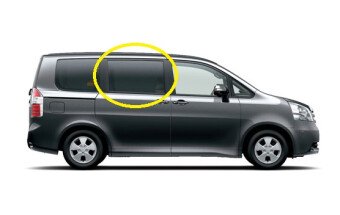Стекло боковое TOYOTA VOXY 2007-2013 ZR70 RD/RH фурнитура,
Бренд: BENSON Тонированное