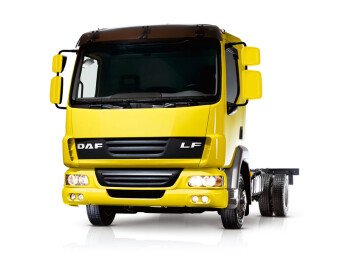 Стекло лобовое DAF LF-SERIES 2000- (LF45/55) 1986*899*
Бренд: BSG
