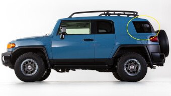 Стекло боковое TOYOTA FJ CRUISER 2005-2018 J15 SW/LH/X 
Бренд: BENSON Тонированное