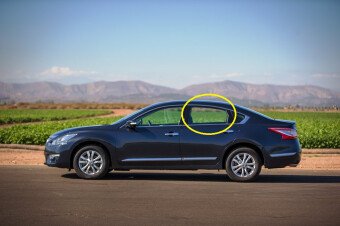 Стекло боковое NISSAN TEANA 2014- (L33) RD/LH 
Бренд: BSG