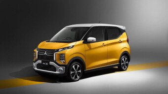 Стекло лобовое MITSUBISHI EK-X 2019- (B30-RHD) фурнитура, 
Бренд: FYG