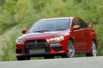Стекло лобовое MITSUBISHI LANCER X 2007- (CY-RHD) 
Бренд: BSG с серой полосой