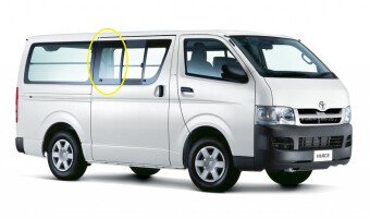 Стекло боковое TOYOTA HIACE 2004-2019 H200-лев. руль-511*565 1 отверстие SF/RH3/X 
Бренд: BSG