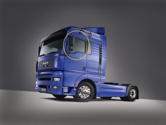 Стекло боковое MAN TGA-SERIES 2000- (TGA) FD/LH
Бренд: BENSON