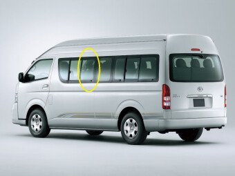 Стекло боковое TOYOTA HIACE 2004-2019 H200-лев. руль-499*565 1 отверстие SF/LH3/X 
Бренд: BSG