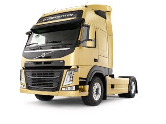 Стекло лобовое VOLVO FM-SERIES 2012- (2353*860*) место под 1 камеру 
Бренд: BENSON