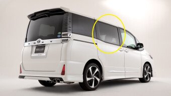 Стекло боковое TOYOTA VOXY 2014-2022 ZR80 RD/RH/X фурнитура, 
Бренд: BENSON Тонированное