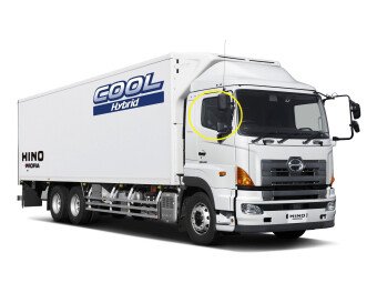 Стекло боковое HINO 700 2003- Y007 FD/RH 
Бренд: BENSON