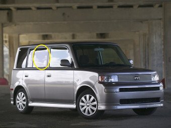 Стекло боковое SCION XB 2004-2006 NCP30 RD/RH 
Бренд: BENSON Тонированное