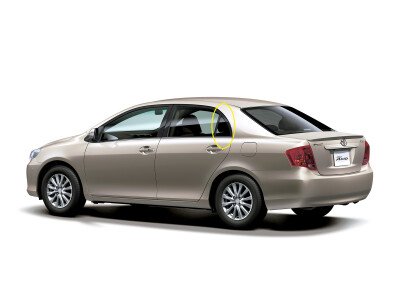 Стекло боковое TOYOTA COROLLA AXIO 2006-2012 E140 RQ/LH 
Бренд: BENSON