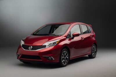 Стекло лобовое NISSAN NOTE 2012-2020 (E12-LHD) 
Бренд: BENSON