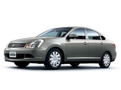Стекло лобовое NISSAN BLUEBIRD SYLPHY 2005-2012 (G11-LHD) 
Бренд: КМК с синей полосой