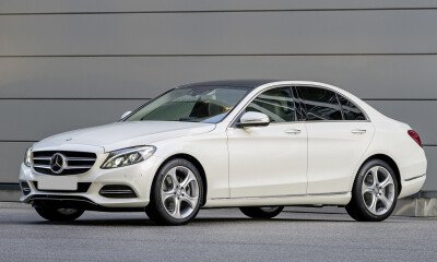 Стекло лобовое MERCEDES C-CLASS 2014- (W205-4/5d) место под 2 камеры с обогревом, место под датчик дождя, молдинг, 
Бренд: BENSON