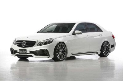 Стекло лобовое MERCEDES E-CLASS 2009-2016 (W212-LHD-2013) обогрев щеток, место под 2 камеры с обогревом, место под датчик дождя, антенна, 
Бренд: BENSON