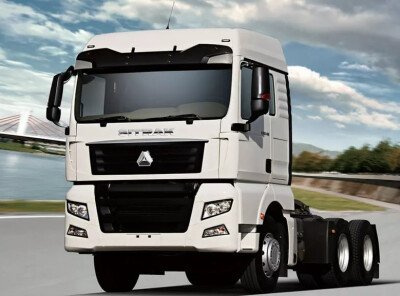 Стекло лобовое SINOTRUCK SITRAK C7H 2019- (2250*880) 
Бренд: BSG с синей полосой