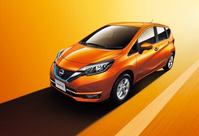 Радиатор NISSAN NOTE 2012-2020 (E12)(вариатор) (HR12DE) 
Бренд: TONGSHI PL16MT