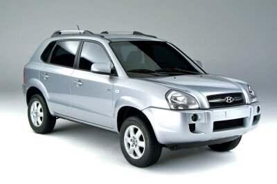 Стекло лобовое HYUNDAI TUCSON 2004-2009 (JM-LHD) 
Бренд: ZDG