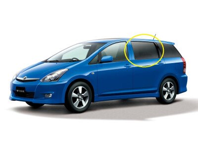 Стекло боковое TOYOTA WISH 2003-2009 (ANE10) RD/LH 
Бренд: BSG