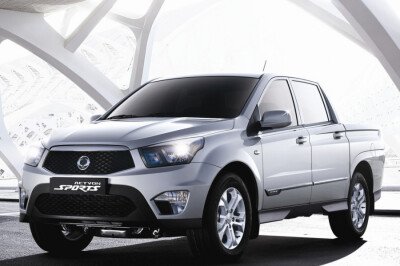 Стекло лобовое SSANGYONG ACTYON SPORT 2012- (LHD) обогрев щеток, место под датчик дождя, 
Бренд: BENSON