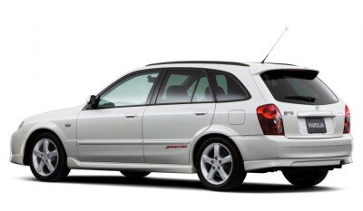 Стекло заднее с обогревом MAZDA FAMILIA 1998-2004 (BJ-5d wag) 1 отверстие 
Бренд: FYG