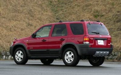 Стекло заднее с обогревом FORD ESCAPE 2000-2007 (EP) 6 отверстий 
Бренд: BENSON