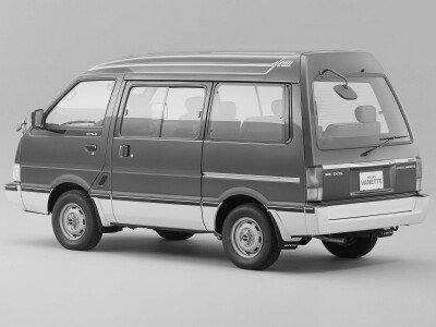 Стекло заднее с обогревом NISSAN VANETTE 1985-1994 (C22) 
Бренд: BSG