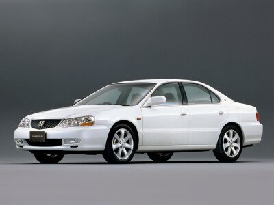 Радиатор HONDA SABER 1998-2003 (UA4-5) (J25-32) 
Бренд: TONGSHI PL16AT