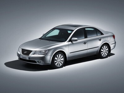 Радиатор HYUNDAI SONATA 2004- (NF) (G2.0,2.4,3.3) 
Бренд: TONGSHI PL22AT
