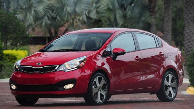 Стекло лобовое KIA RIO 2011-2016 (UB-LHD) обогрев щеток 
Бренд: BENSON