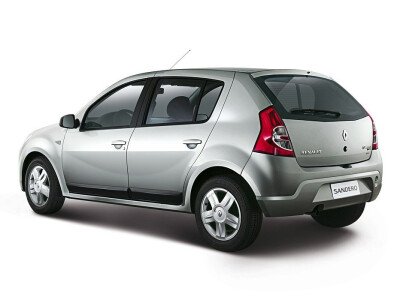 Стекло заднее с обогревом RENAULT SANDERO 2008-2014 () 
Бренд: BENSON