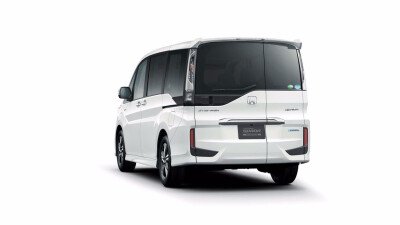 Стекло заднее с обогревом HONDA STEPWGN 2015-2022 (RP1-L) 1 отверстие 
Бренд: BENSON Тонированное