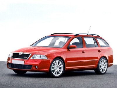 Стекло лобовое SKODA OCTAVIA 2004-2013 (1Z5-5d wag) полный обогрев 
Бренд: КМК