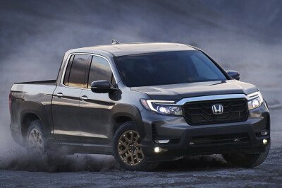 Стекло лобовое HONDA RIDGELINE 2015- (YK2-3-LHD) обогрев щеток, место под датчик дождя, 
Бренд: КМК