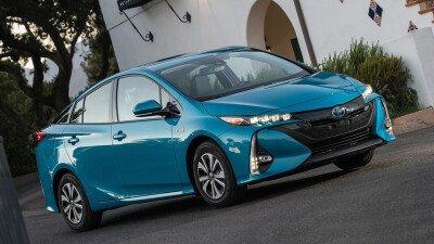 Стекло лобовое TOYOTA PRIUS PRIME 2015- (ZVW50-LHD) место под 1 камеру, место под датчик дождя, молдинг, антенна, фурнитура, 
Бренд: BENSON