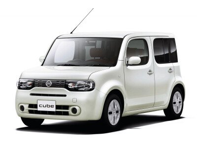Стекло лобовое NISSAN CUBE 2008- (Z12) 
Бренд: BSG