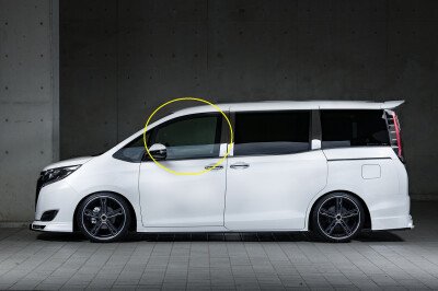 Стекло боковое TOYOTA ESQUIRE 2014-2022 ZR80 FD/LH фурнитура, 
Бренд: BENSON