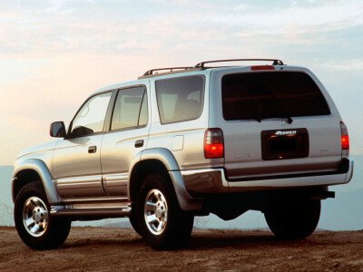 Стекло заднее с обогревом TOYOTA 4RUNNER 1995-2002 (N180) 
Бренд: BSG