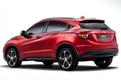 Стекло заднее с обогревом HONDA HR-V 2014- (RU1) 
Бренд: BSG