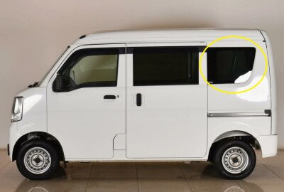 Стекло боковое NISSAN CLIPPER 2015- DR17V SW/LH/X молдинг, 
Бренд: BENSON Тонированное