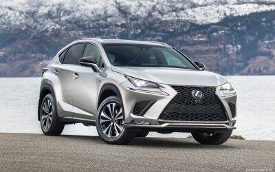 Стекло лобовое LEXUS NX 2015-2021 (AGZ10-LHD-2017) обогрев щеток, место под 1 камеру, место под датчик дождя, место под датчик влажности, 
Бренд: BENSON с синей полосой