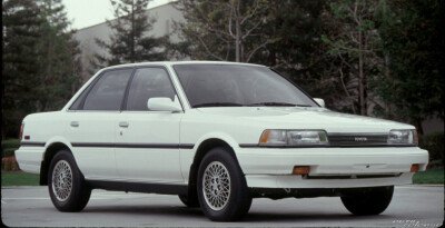 Радиатор TOYOTA CAMRY 1986-1990 (SV20) (3S,4S) 
Бренд: TONGSHI PL16AT