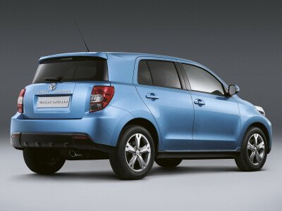 Стекло заднее с обогревом TOYOTA URBAN CRUISER 2007- (NCP110) 1 отверстие 
Бренд: ZDG
