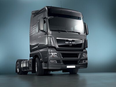 Стекло лобовое MAN TGX-SERIES 2007- (sleeper-2252*1136*) 
Бренд: ZDG