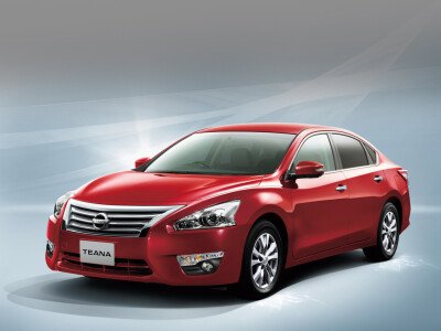 Стекло лобовое NISSAN TEANA 2014- (L33-RHD) 
Бренд: BENSON