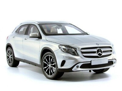 Стекло лобовое MERCEDES GLA-CLASS 2013-2020 (X156-LHD) место под 1 камеру с обогревом, место под датчик дождя, молдинг, 
Бренд: BENSON