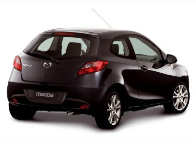 Стекло заднее с обогревом MAZDA 2 2007-2014 (DE3-5) молдинг, 
Бренд: BENSON