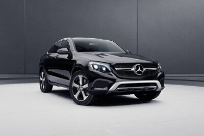 Стекло лобовое MERCEDES GLC COUPE 2016- (C253-LHD) место под датчик дождя 
Бренд: КМК с синей полосой